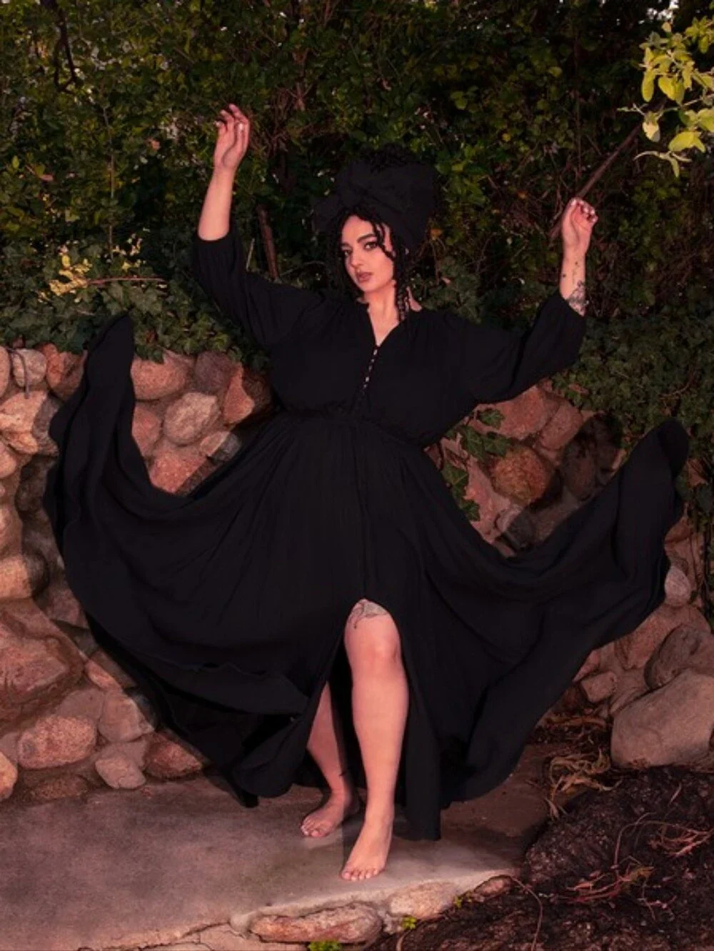 La Femme en Noir Coven Maxi Tunic Dress - Picture 7 of 16